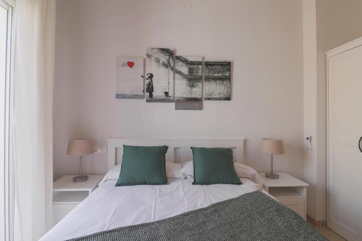 C33 - Malaga Soho Cute Apartment Екстер'єр фото